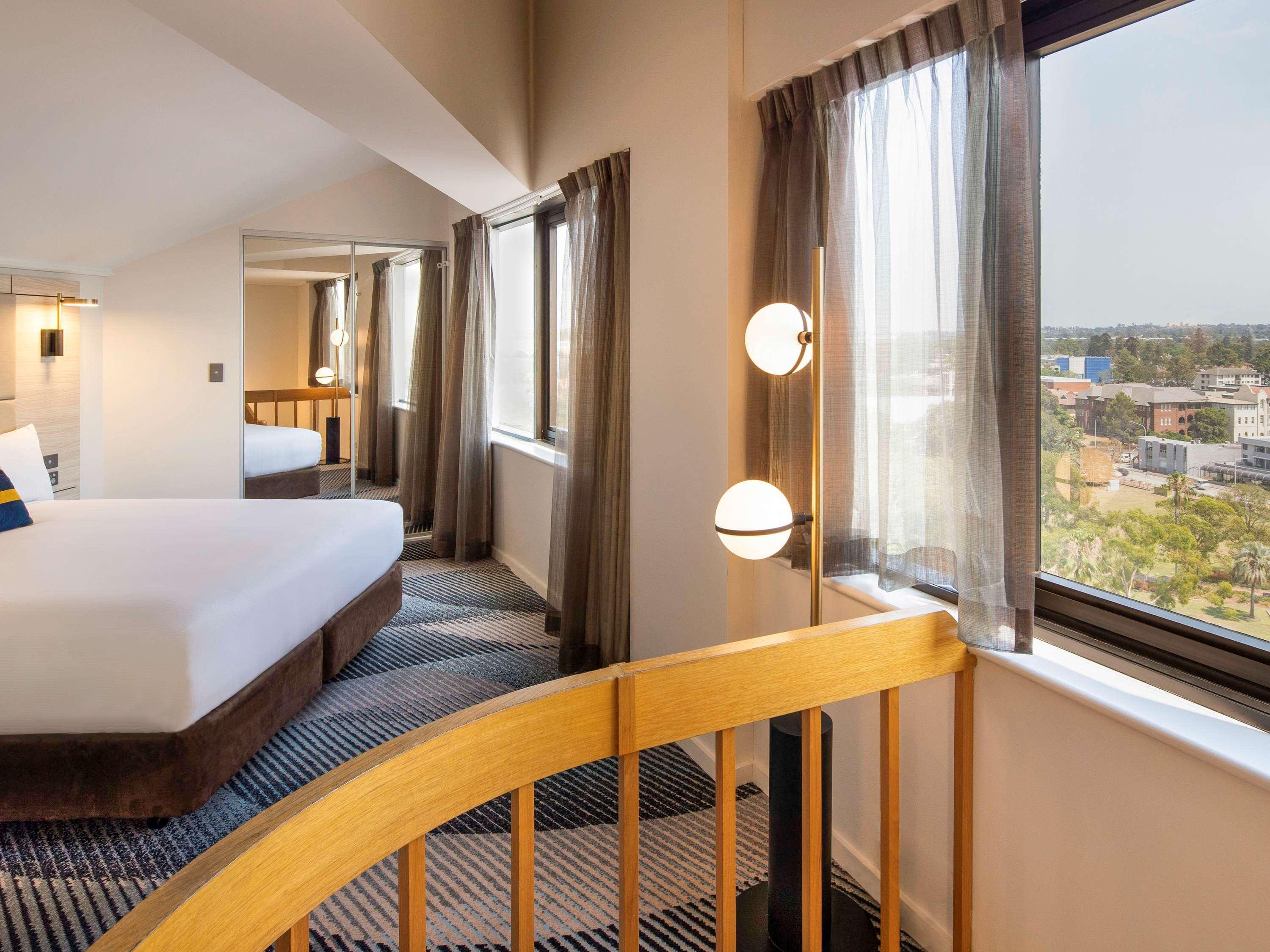 Novotel Sydney Parramatta Ngoại thất bức ảnh